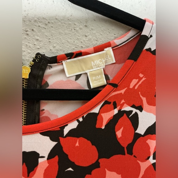 Michele Red and Black Flutter Sleeve Sundress floral - Picture 3 of 3